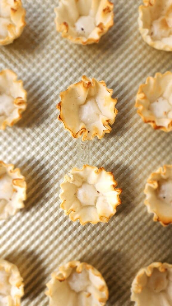 Sheet pan with individual phyllo cup shells